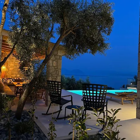 فيلة Luxury Ponti Hill Z Widokiem Na Morze