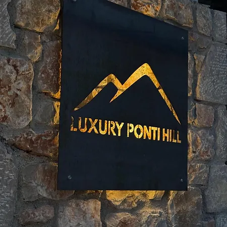 فيلة Luxury Ponti Hill Z Widokiem Na Morze فاسيليكي