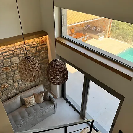 فيلة Luxury Ponti Hill Z Widokiem Na Morze فاسيليكي